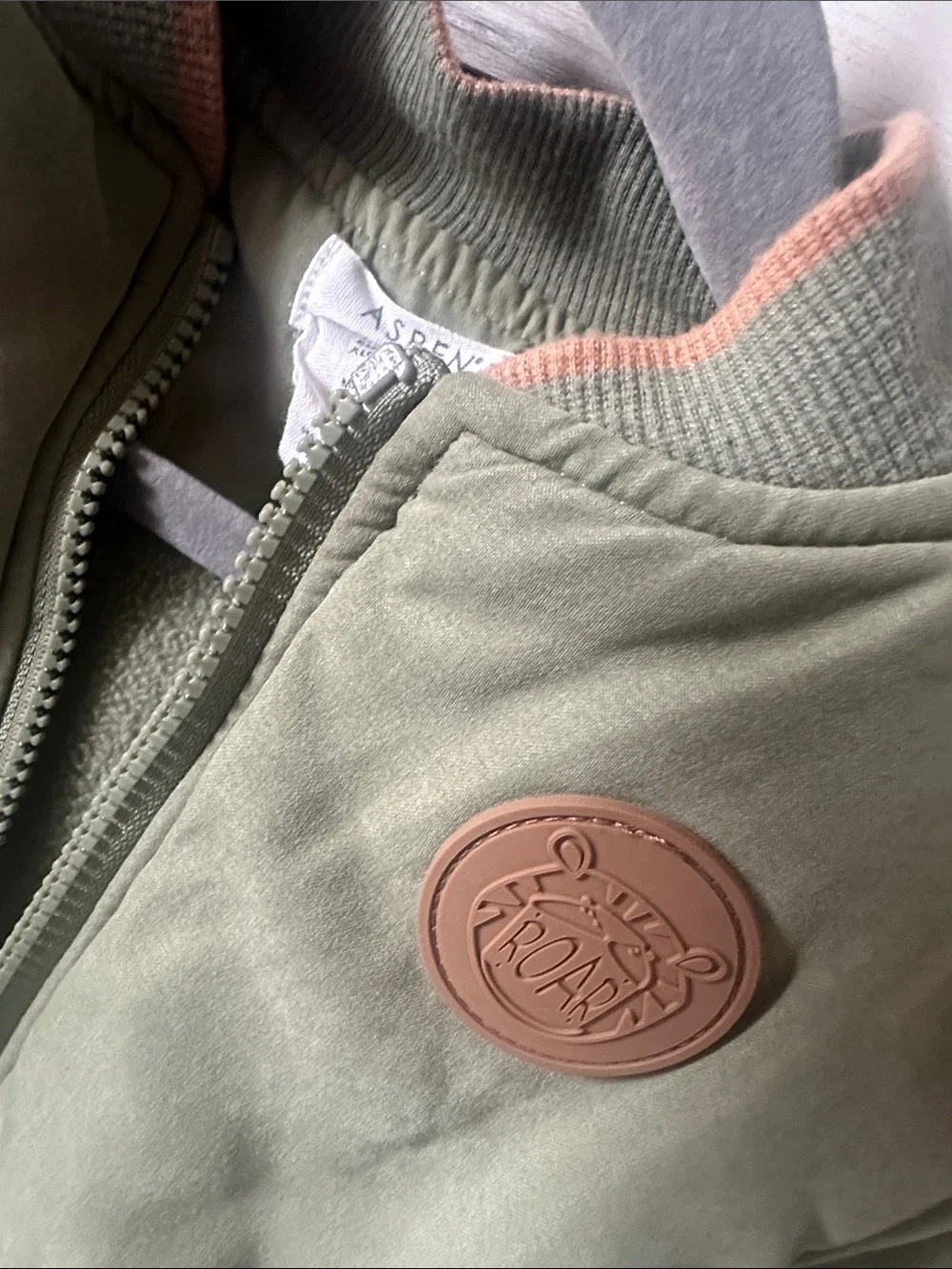 Aspen warm olive